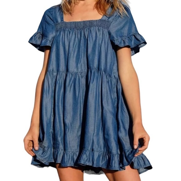 Free People Dresses & Skirts - FREE PEOPLE- BABY DOLL RUFFLE DRESS